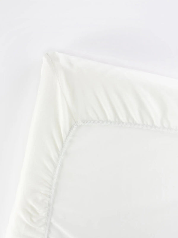 BabyBjörn Travel Crib Light Fitted Sheet - Just $29.99! Shop now at The Pump Station & Nurtury