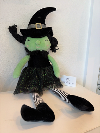 Mon Ami Esmerelda Witch