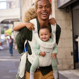BabyBjörn Baby Carrier Hold - 17