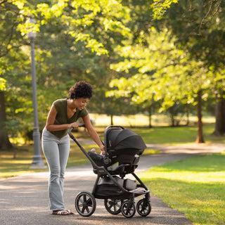 Nuna TRIV LX + PIPA Urbn Travel System Caviar/Cognac - 34