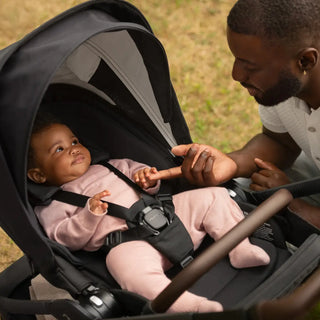 Nuna TRIV LX + PIPA Urbn Travel System Caviar/Cognac - 29