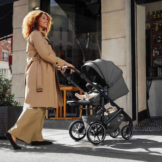 Romer Juni Infant Car Seat + Tura Stroller Travel System - 9