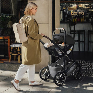Romer Juni Infant Car Seat with Versa Base - 7