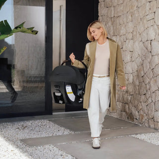 Romer Juni Infant Car Seat with Versa Base - 6