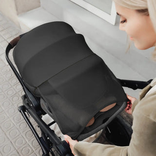 Romer Juni Infant Car Seat with Versa Base - 9
