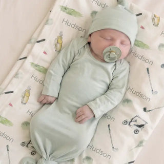 sugar + maple gown + hat spring green / 0-3m - 3